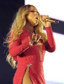 mariah-carey-sweet-sweet-fantasy-tour-14