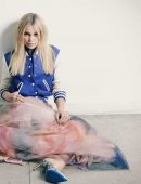 olivia-holt-in-360-magazine-2016-12