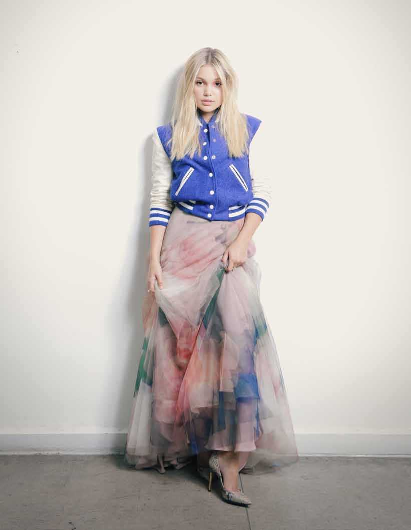 olivia-holt-in-360-magazine-2016-4