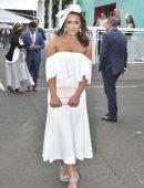 olympia-valance-attending-the-stakes-day-races-2