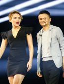 scarlett-johansson-global-shopping-festival-gala-in-shenzhen-china-2