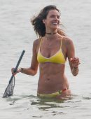 Alessandra-Ambrosio-902