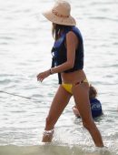 Alessandra-Ambrosio-908