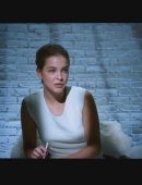 Barbara-Palvin-LOVE-Advent-2016-4