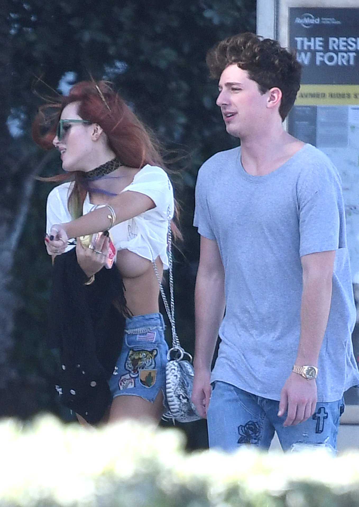 Bella-Thorne-Miami-510