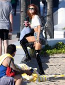 Bella-Thorne-Miami-512