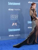 Bella-Thorne-at-22nd-Annual-Critics-Choice-Awards-in-Santa-Monica-13