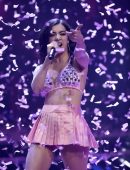 charli-xcx-performing-on-the-x-factor-12