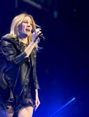Ellie-Goulding-Performing-at-103