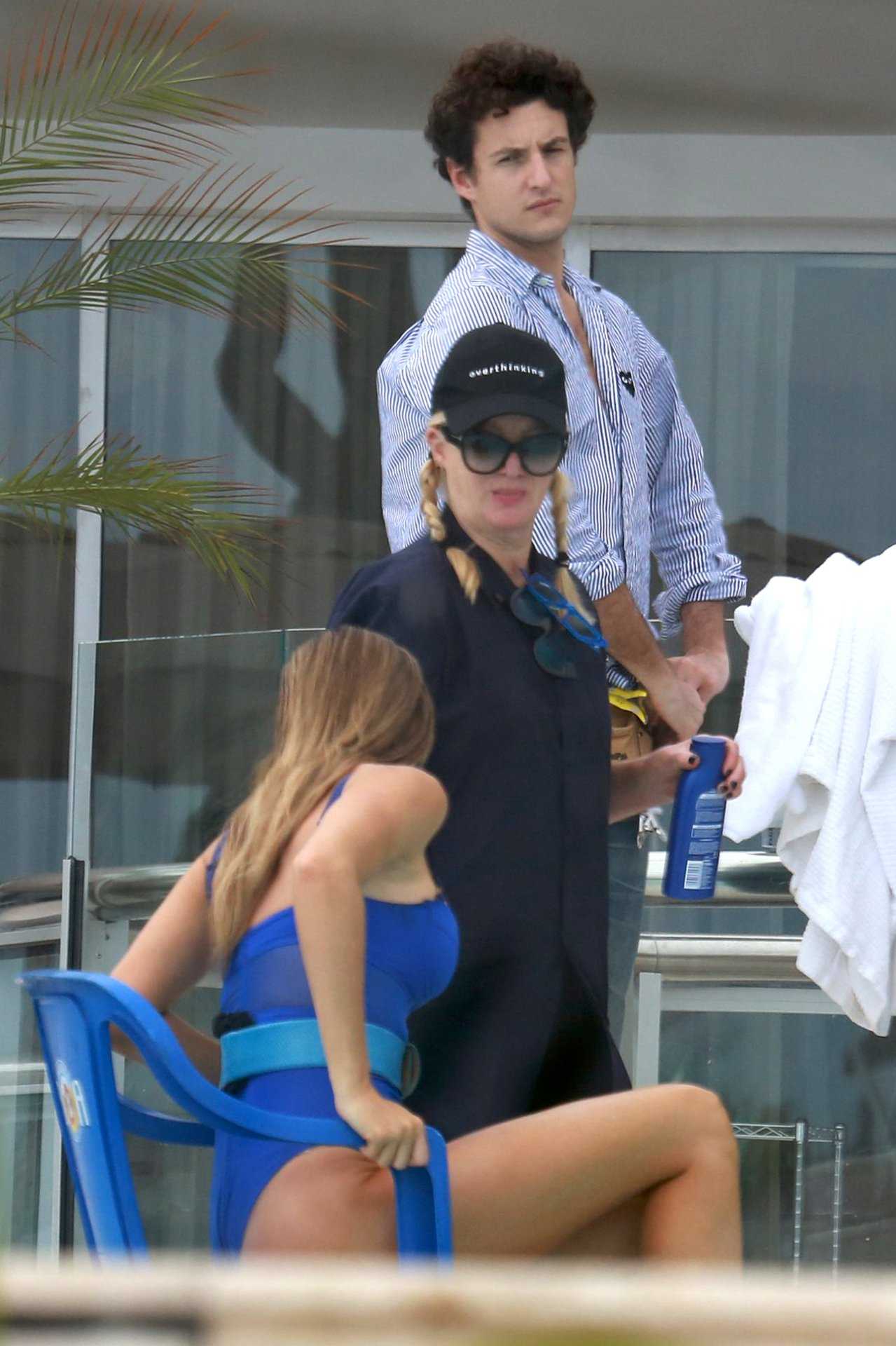 Gisele-Bundchen-Rio-de-Janeiro-410