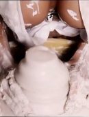irina-shayk-love-advent-2016-13