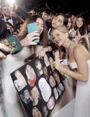 Jennifer-Lawrence-at-Passengers-Premiere-in-Westwood-1