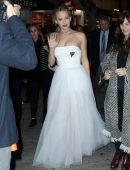 Jennifer-Lawrence-at-Passengers-Premiere-in-Westwood-12