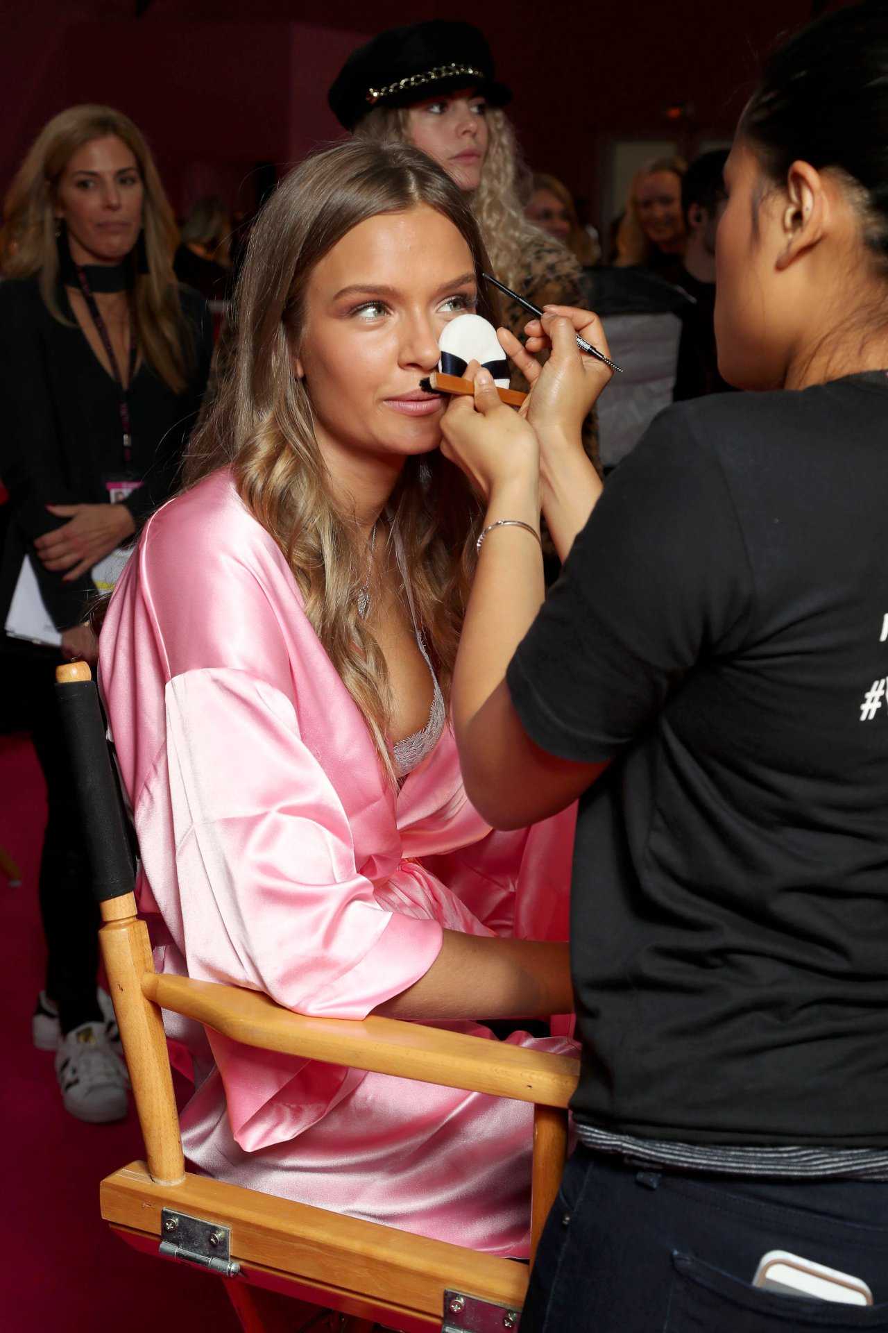 josephine-skriver-6