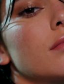 kendall-jenner-love-advent-2016-6
