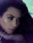 Kim-Kardashian-LOVE-Advent-2016-5