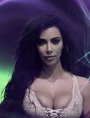 Kim-Kardashian-LOVE-Advent-2016-6