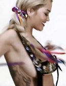 rita-ora-love-advent-2016-8