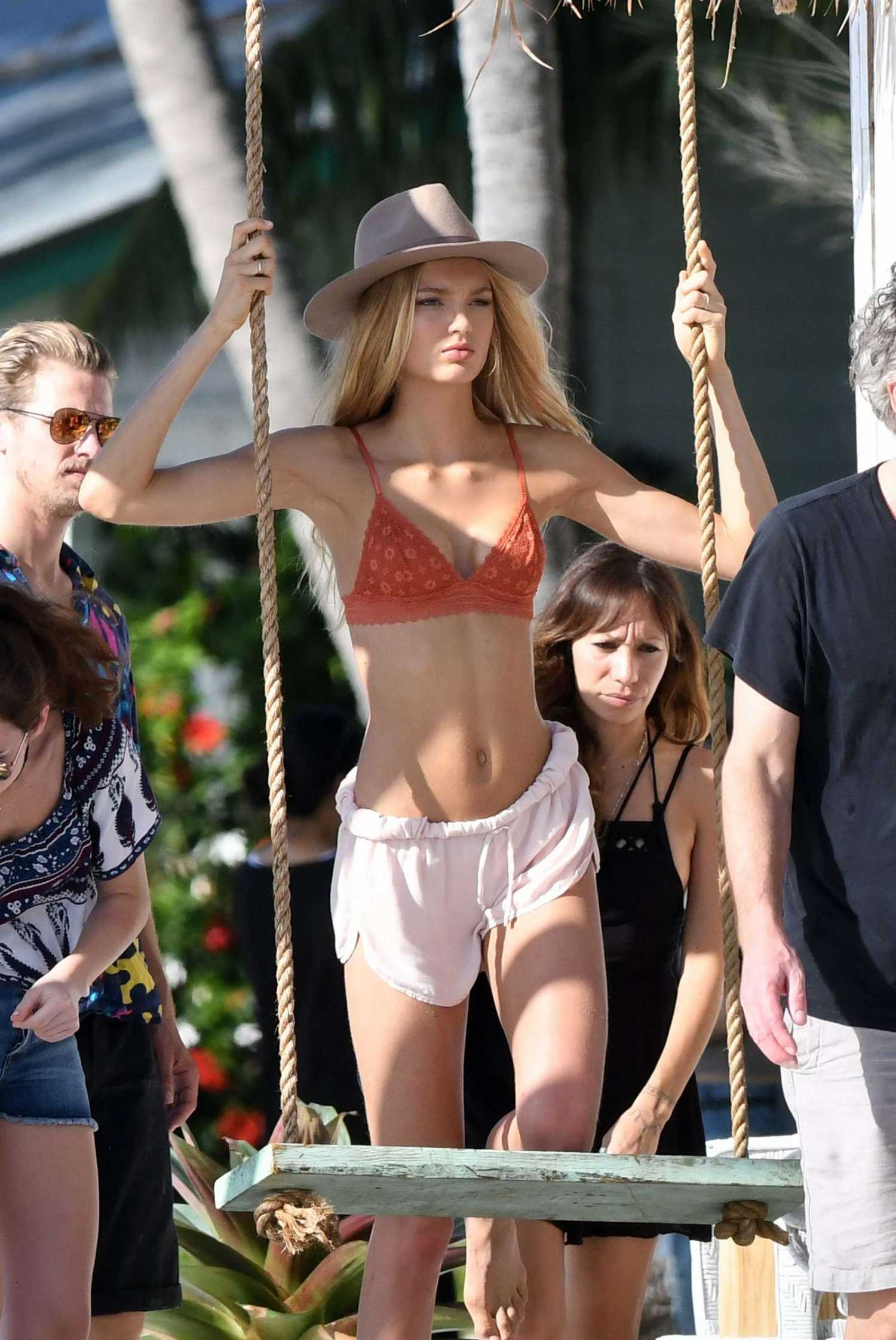 Romee-Strijd-Victorias-Secret-Photoshoot-in-Miami-8