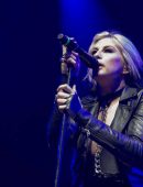 Sarah-Barthel-at-KROQ-Almost-Acoustic-Christmas-2