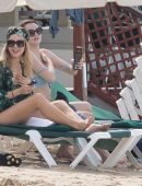 Suki-Waterhouse-602