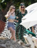 Suki-Waterhouse-603