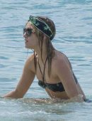 Suki-Waterhouse-605