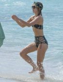 Suki-Waterhouse-607
