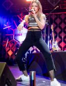 Tove-Lo-Performing-at-103