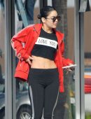 Vanessa-Hudgens-and-Stella-Hudgens-Hiking-in-LA-3