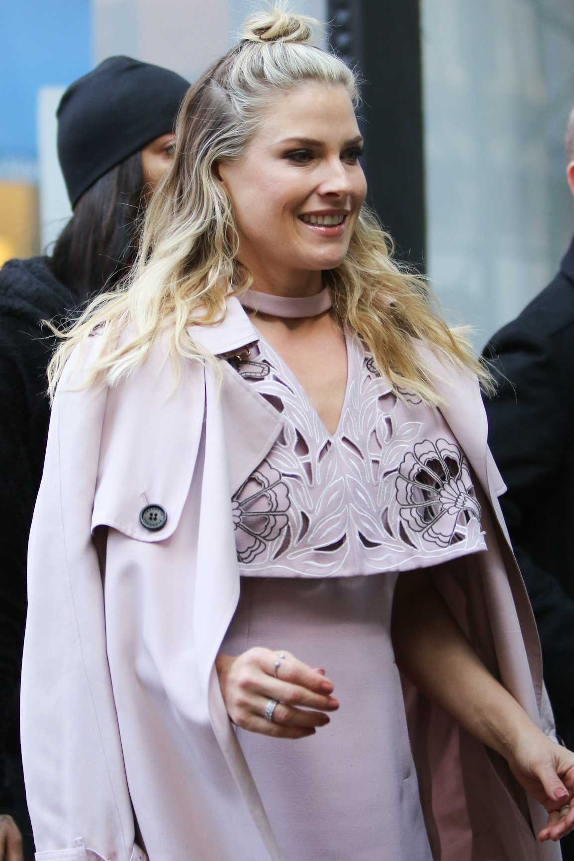 Ali-Larter-811