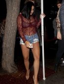 Ariel-Winter-in-Cut-offs-Leaving-Peppermint-2