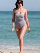 Daisy-Lowe-in-Swimsuit-Miami-Beach-3