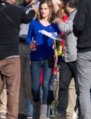 Emma-Watson-on-the-Set-of-The-Circle-5