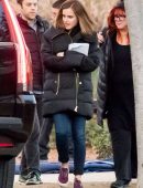 Emma-Watson-on-the-Set-of-The-Circle-6