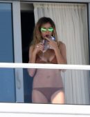 Heidi-Klum-in-Bikini-on-a-Hotel-Balcony-in-Miami-2