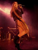 Joanna-Levesque-Performing-in-Manchester-18