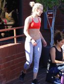 Julianne-Hough-at-Hosting-Move-Interactive-in-Sherman-Oaks-2