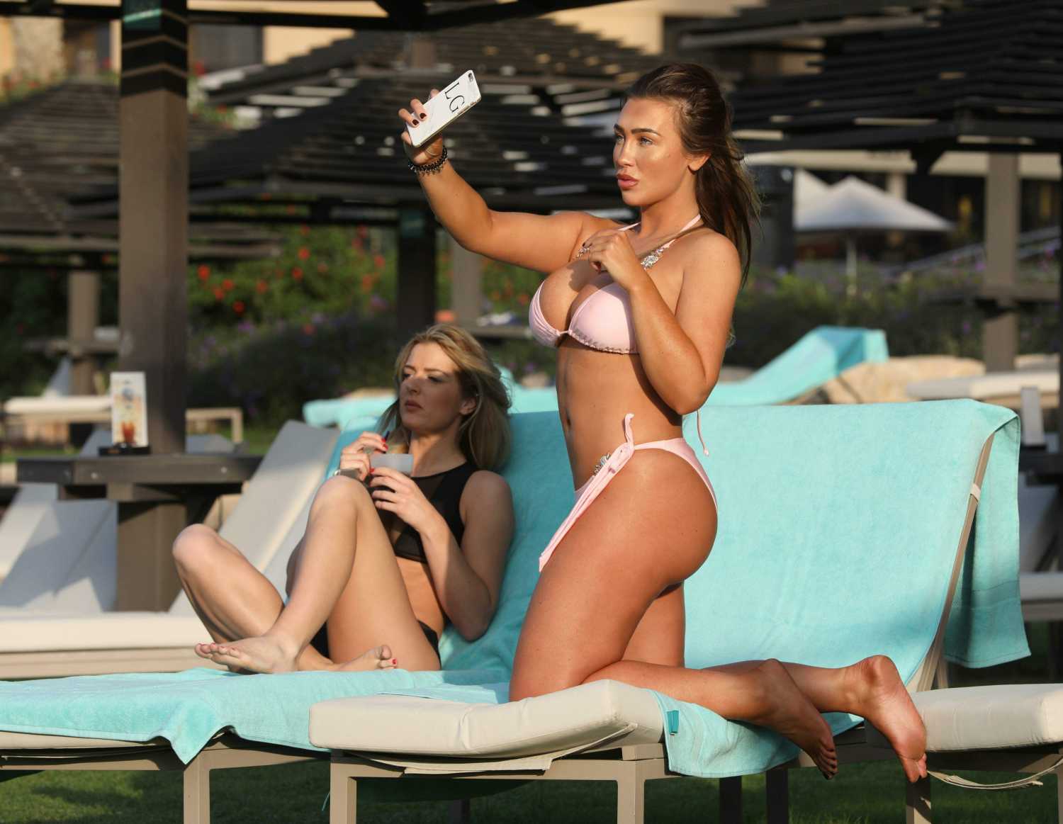 Lauren-Goodger-7