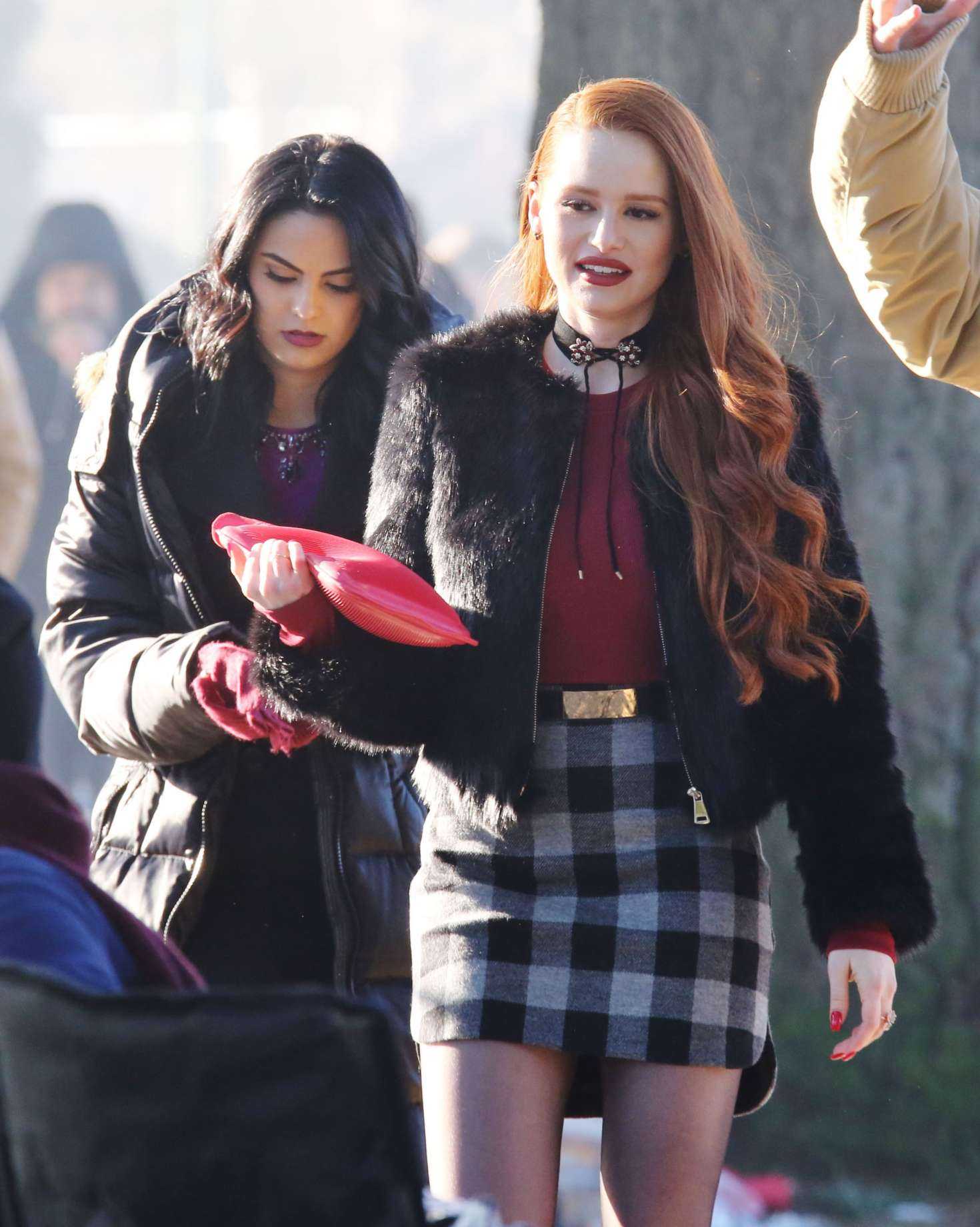 Madelaine-Petsch-on-the-Set-of-Riverdale-5