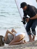 Martha-Hunt-Swimsuit-Photoshoot-in-Miami-3