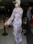 Paris-Hilton-7