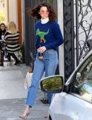 Selena-Gomez-Leaving-Nine-Zero-One-Salon-4