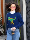 Selena-Gomez-Leaving-Nine-Zero-One-Salon-5