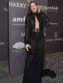 Adriana-Lima-at-2017-amfAR-New-York-Gala-4