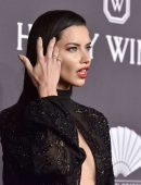 Adriana-Lima-at-2017-amfAR-New-York-Gala-5