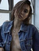 Alexis-Ren-in-Logan-Hollowell-Jewelry-Photoshoot-10