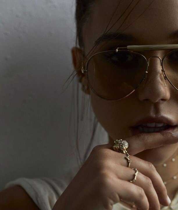 Alexis-Ren-in-Logan-Hollowell-Jewelry-Photoshoot-9