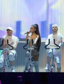 Ariana-Grande-on-Dangerous-Woman-Tour-in-Phoenix-AZ-2