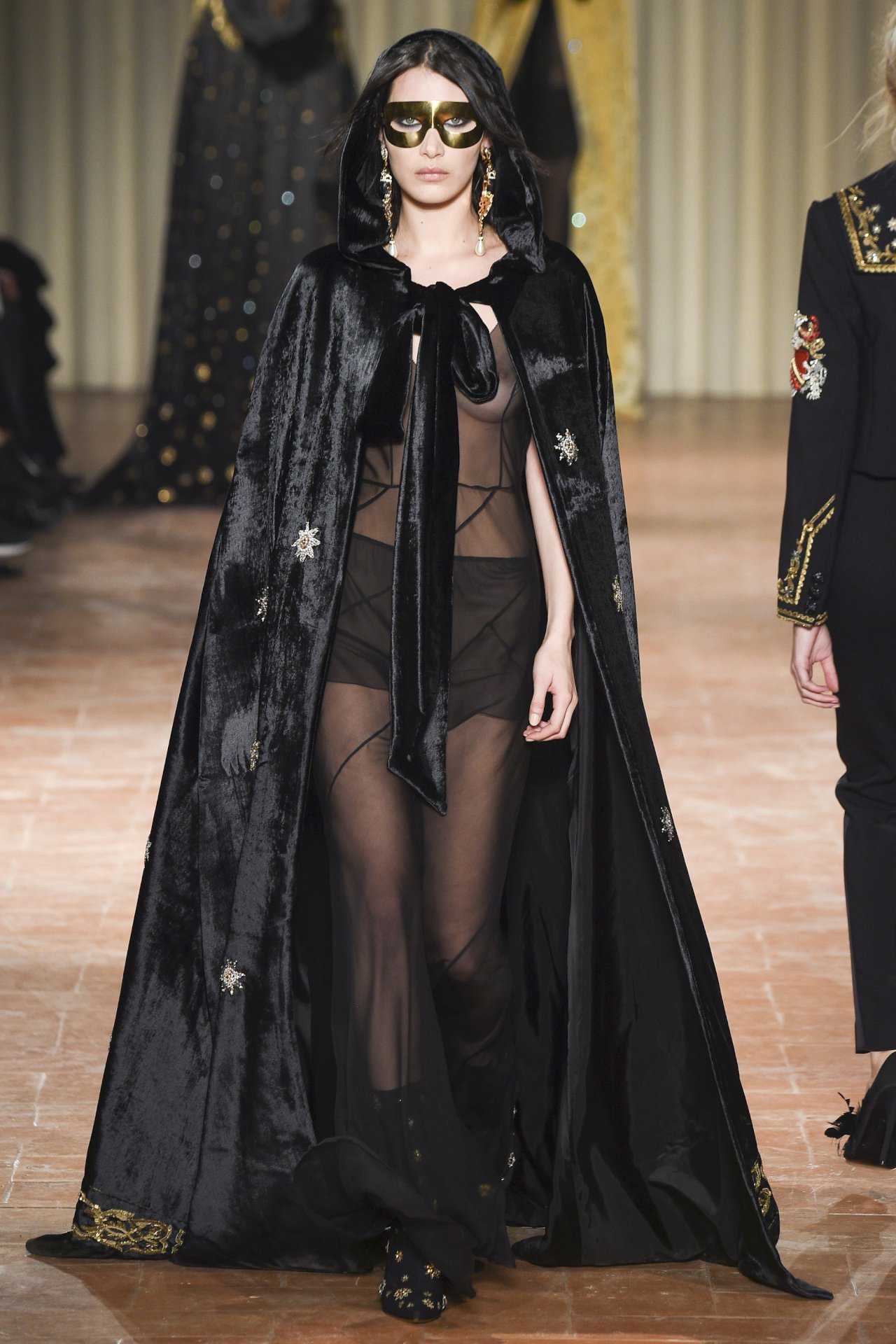Bella-Hadid-at-Alberta-Ferretti-Fall-2017-Fashion-Show-in-Milan-2